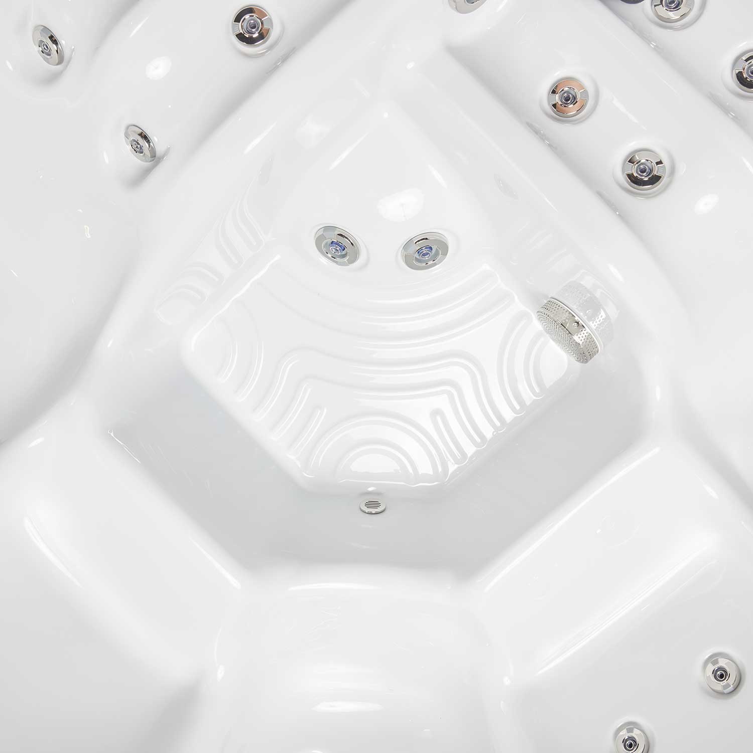 WM00569_pluto_details_03