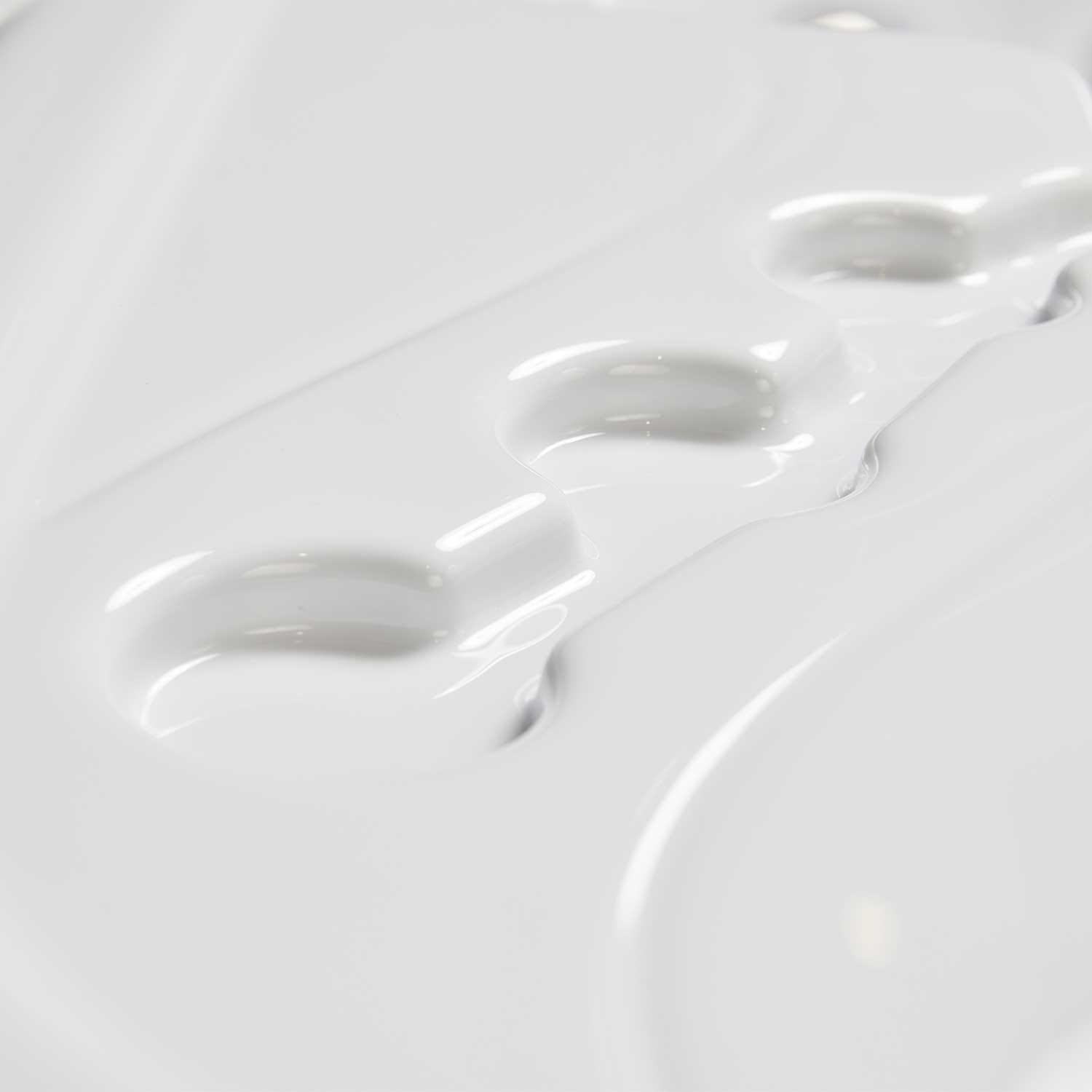 WM00569_pluto_details_04