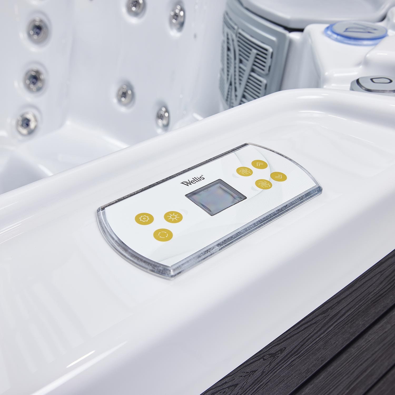 Wellis Prague hot tub
