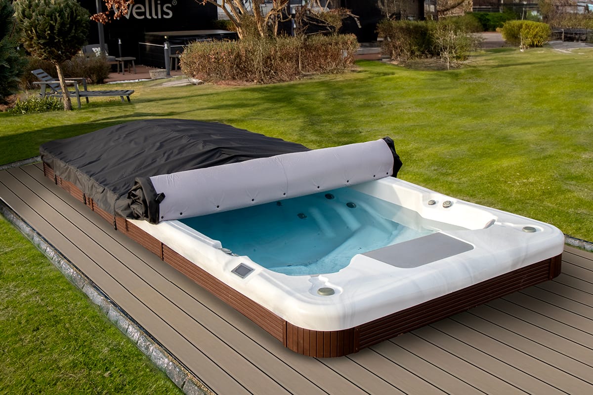 WT00274_amazonas_rollcover_02s